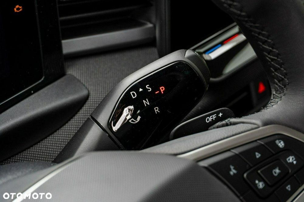 Volkswagen T-Roc - 17