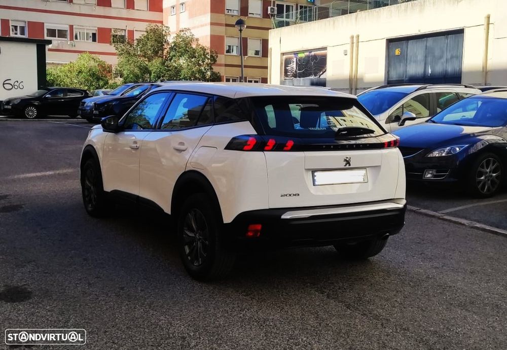 Peugeot 2008 - 5