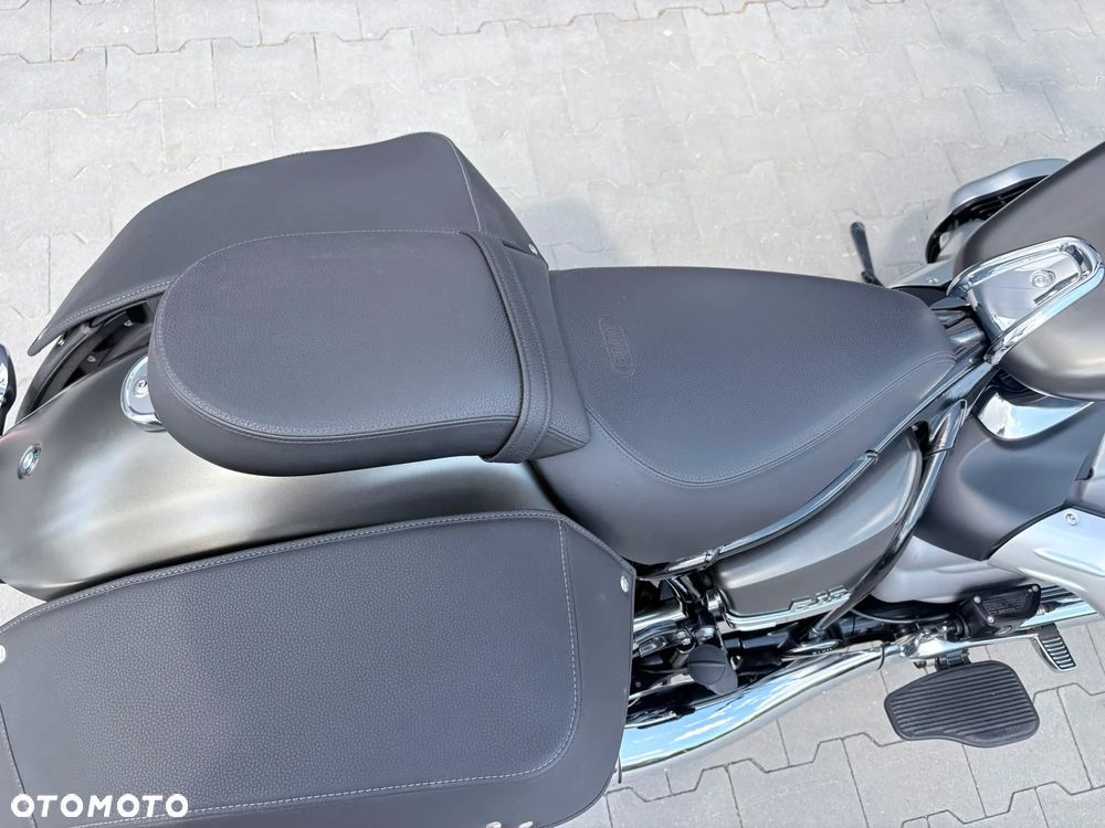 BMW R - 19