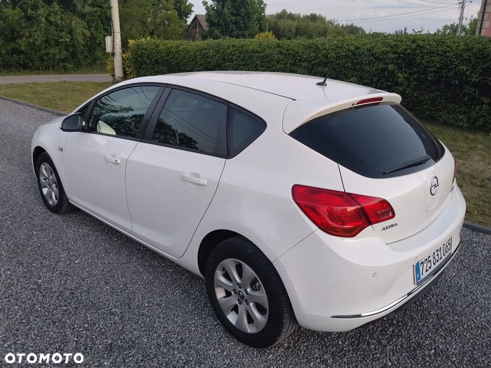 Opel Astra 1.4 T Cosmo - 9
