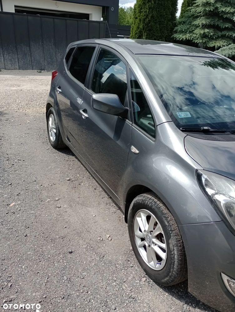 Hyundai ix20 1.4 CRDi Comfort - 10