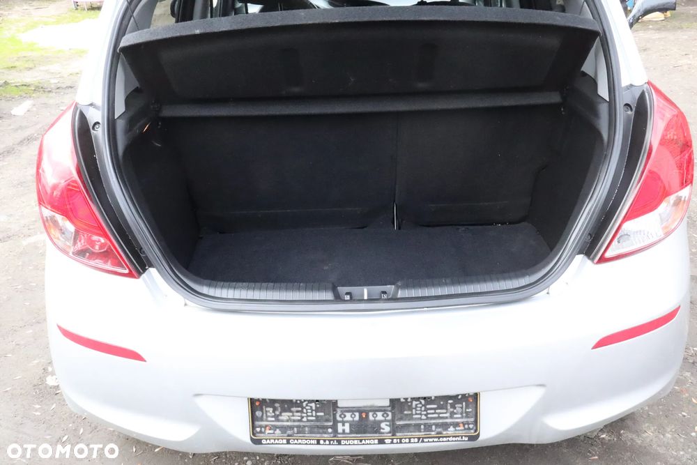 Hyundai i20 - 18