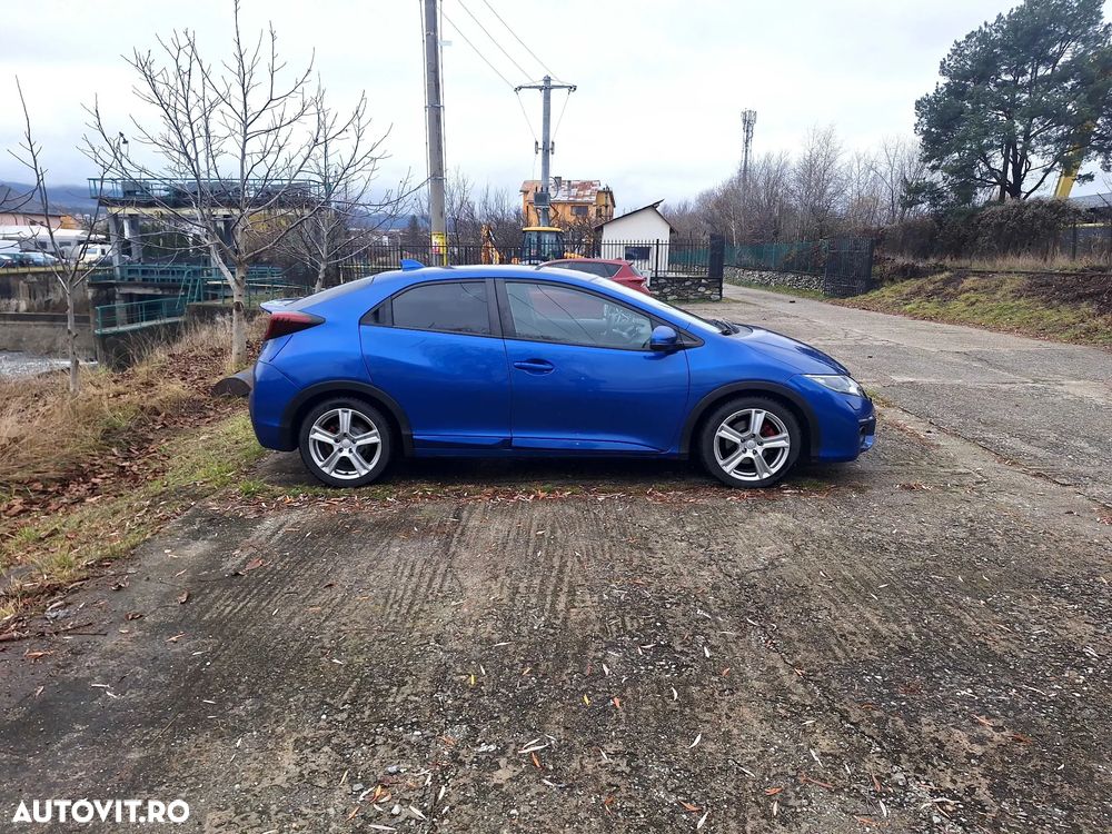 Honda Civic 1.8 i-VTEC MT Sport - 2