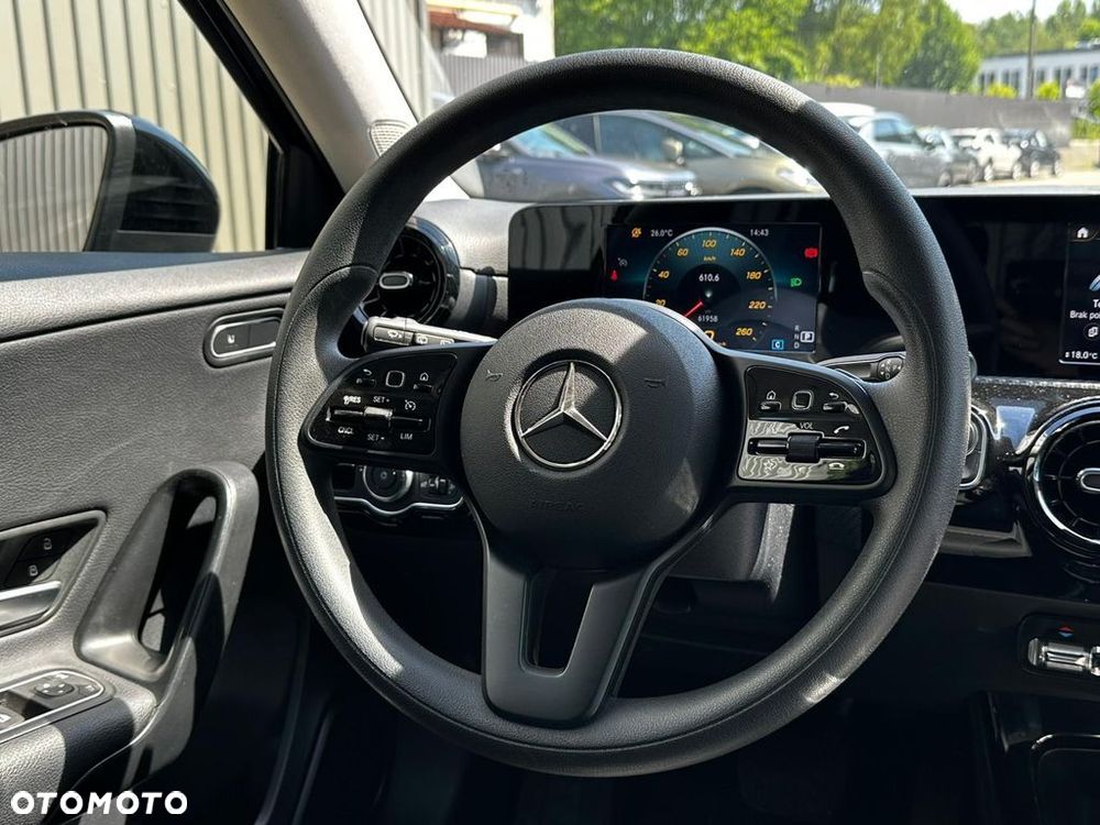 Mercedes-Benz Klasa A 200 d 8G-DCT Entry - 13