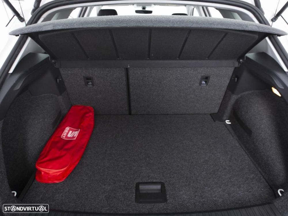 SEAT Arona 1.6 TDI Style — fotografia 11