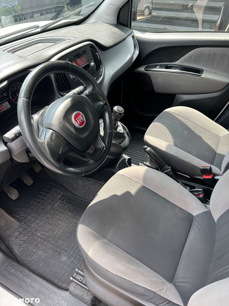 Fiat Doblo 1.4 16V Easy - 10