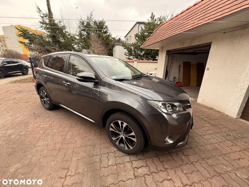 Toyota RAV4 2.0 D-4D Premium - 18