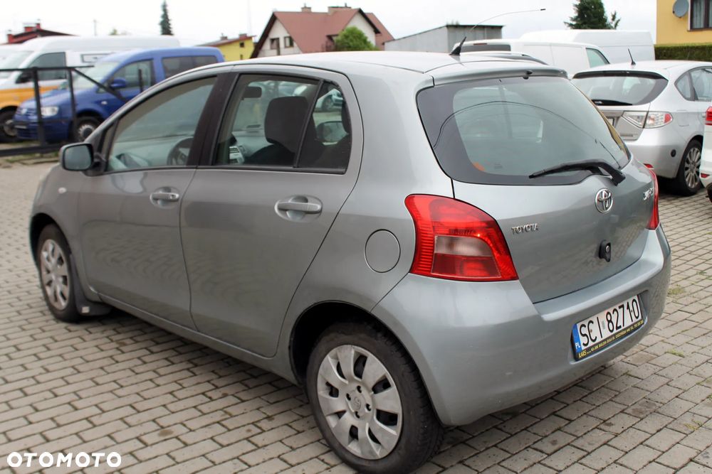 Toyota Yaris 1.0 Luna A/C - 5