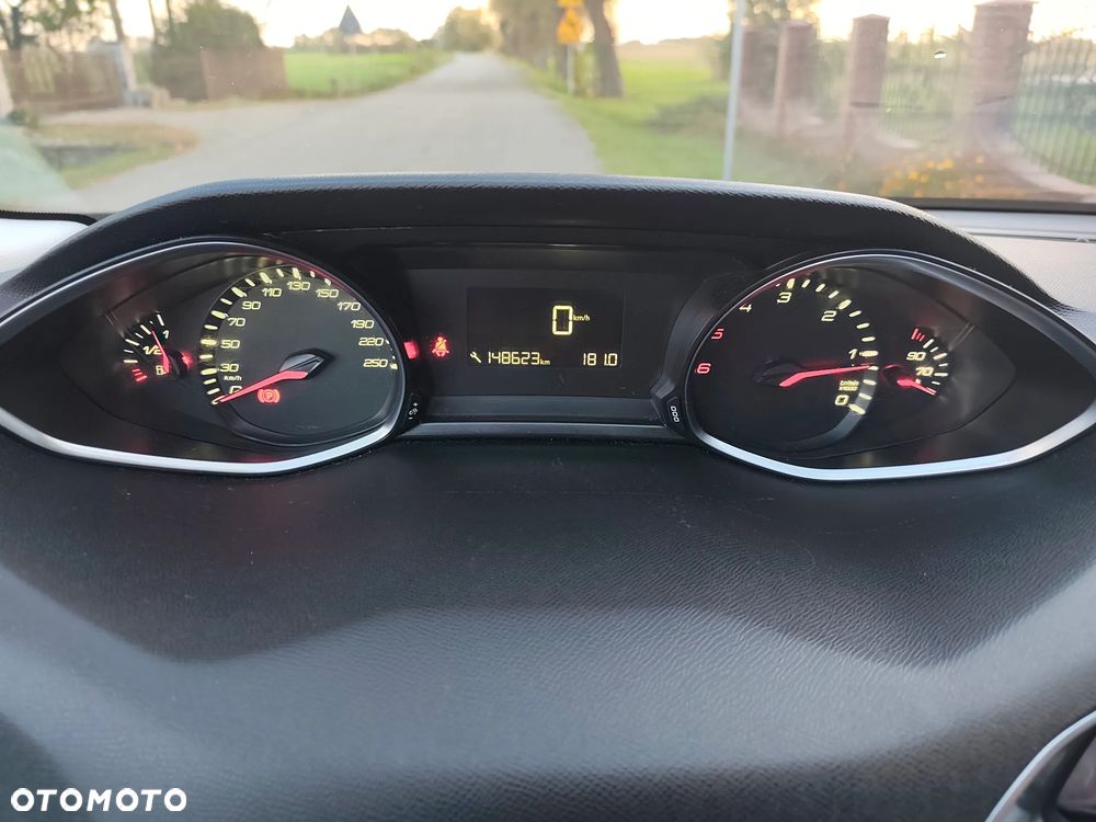 Peugeot 308 - 14