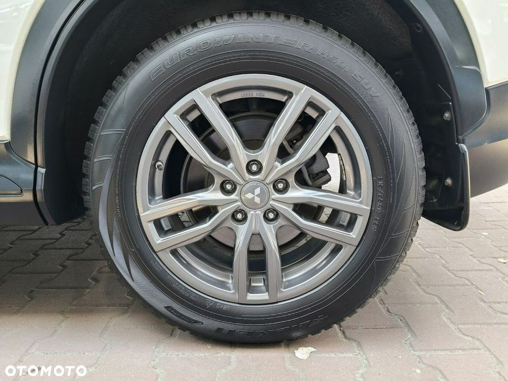Mitsubishi Eclipse Cross - 10