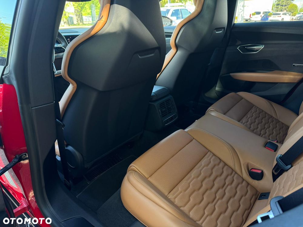 Audi e-tron S Quattro - 18