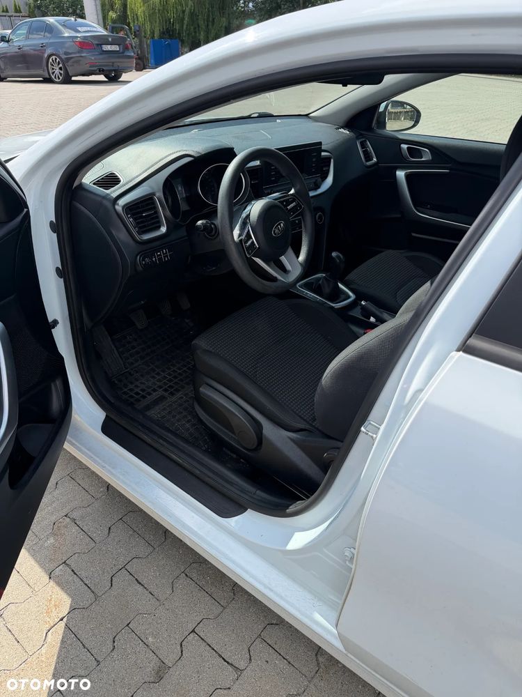 Kia Ceed 1.6 CRDi SCR S - 13