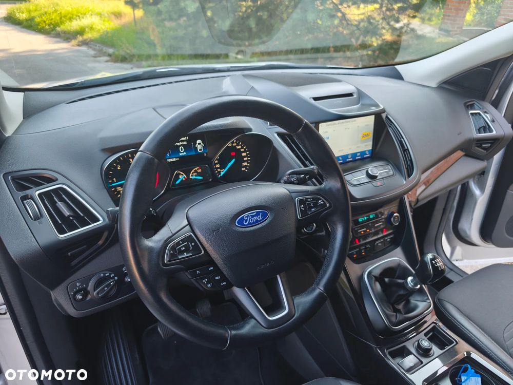 Ford Kuga 2.0 TDCi 4x4 Titanium - 16