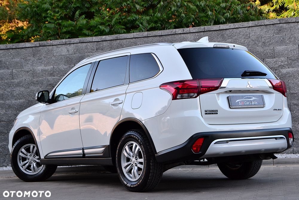 Mitsubishi Outlander 2.0 2WD Diamant - 6