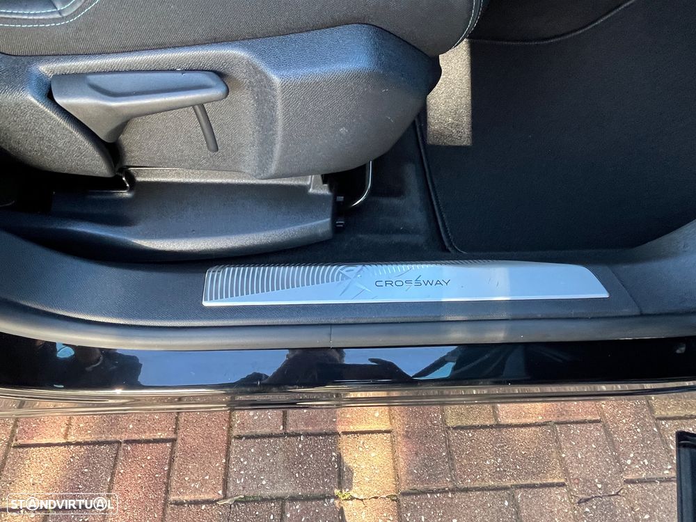 Peugeot 5008 1.5 BlueHDi Crossway EAT8 - 41