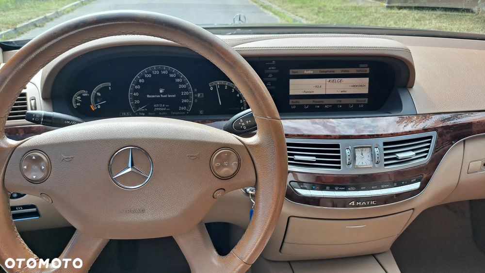 Mercedes-Benz Klasa S 320 CDI 4Matic DPF 7G-TRONIC - 37