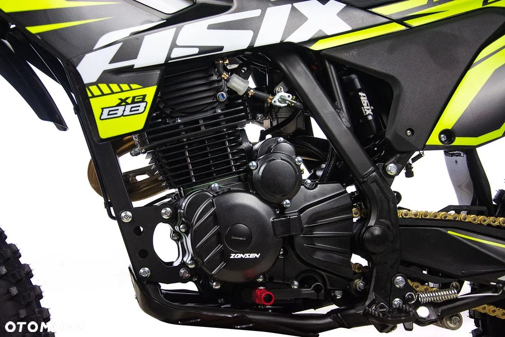 ASIX XB-88 250cc - 8