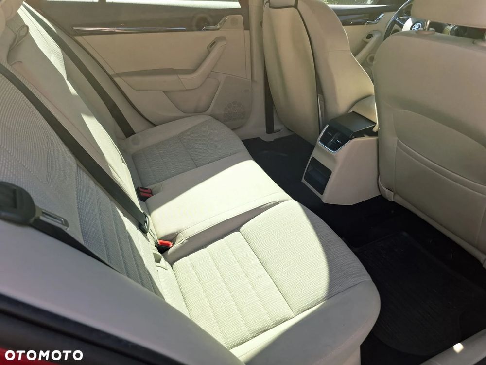 Skoda Octavia 1.2 TSI Elegance - 23