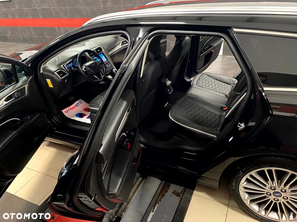 Ford Mondeo Vignale 2.0 TDCi 4WD PowerShift - 19