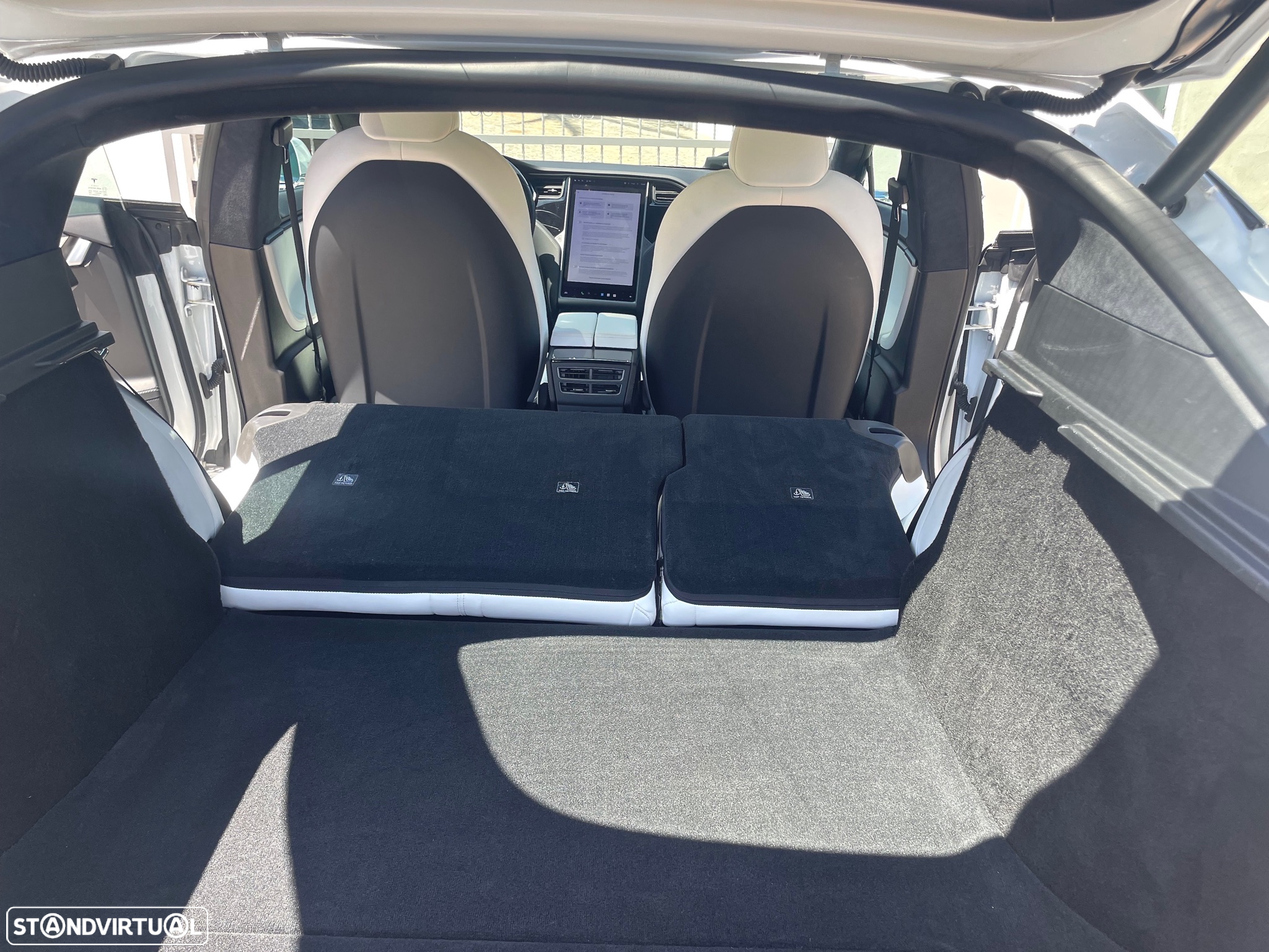 Tesla Model S Long Range - 35