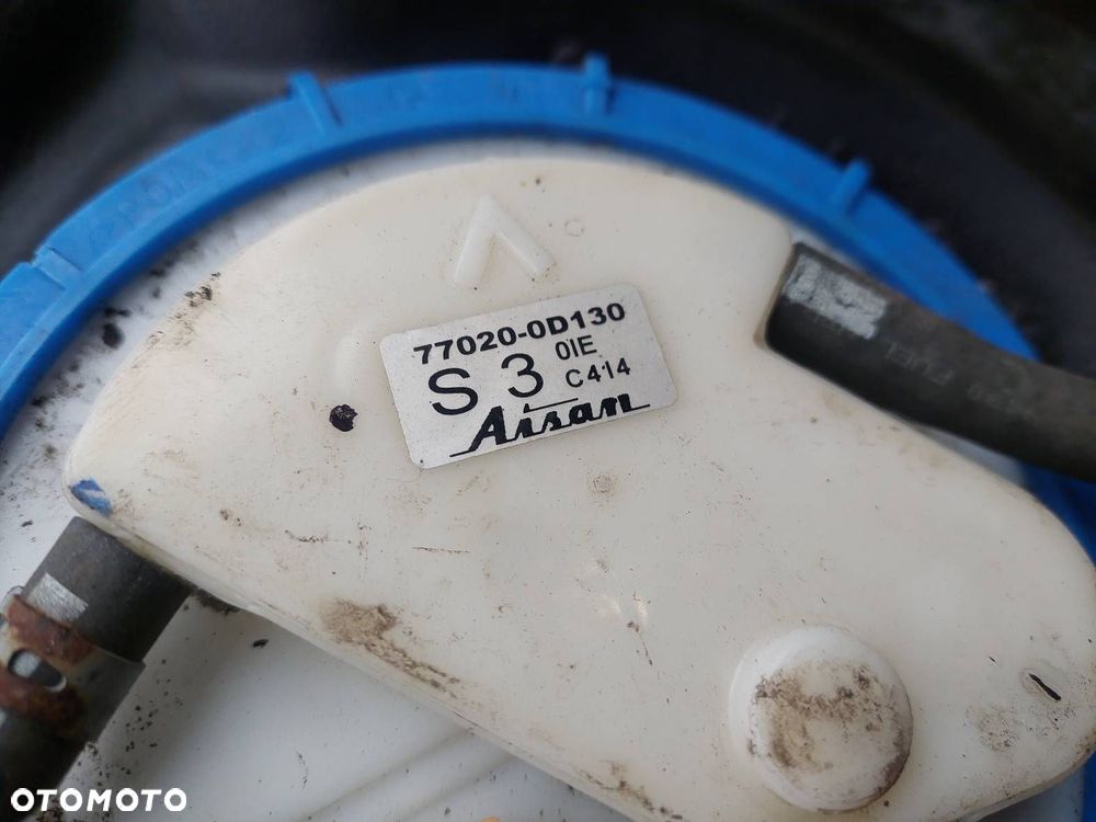 ZBIORNIK PALIWA  PŁYWAK PLASTIKOWY YARIS II LIFT 1.33 16V 77020-0D130 - 2