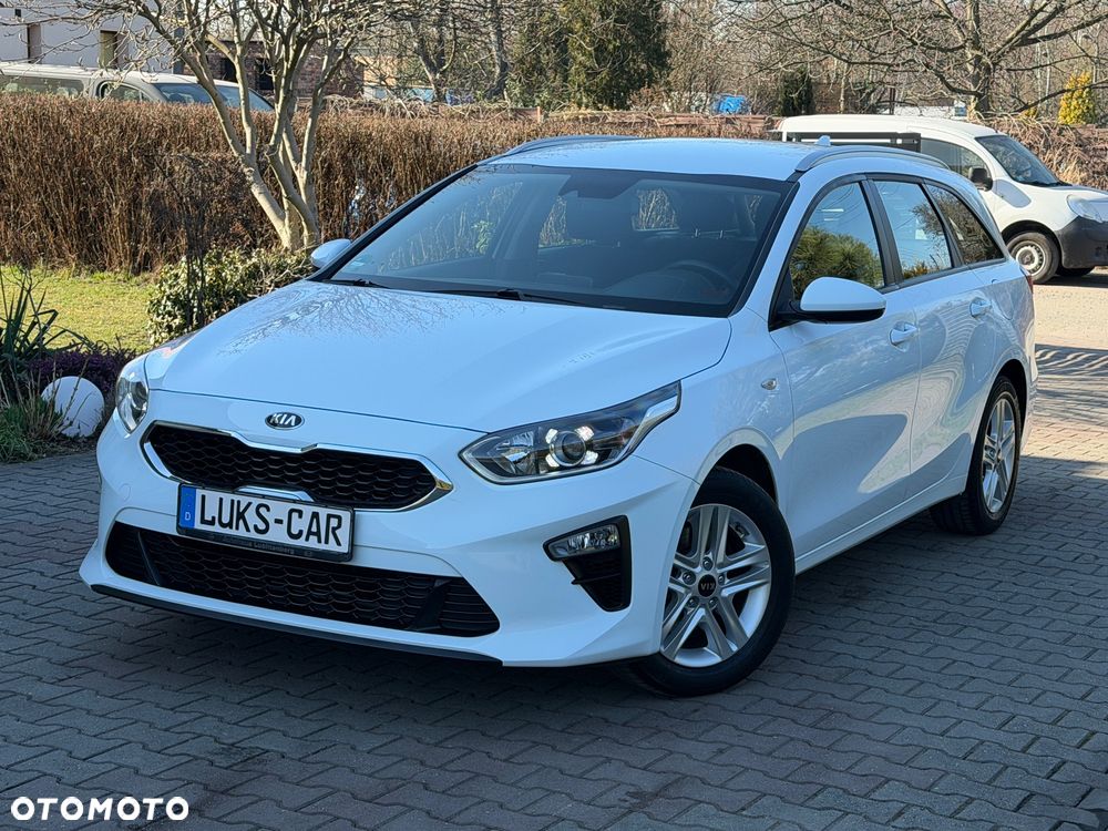 Kia Ceed 1.4 L Business Line Plus - 1