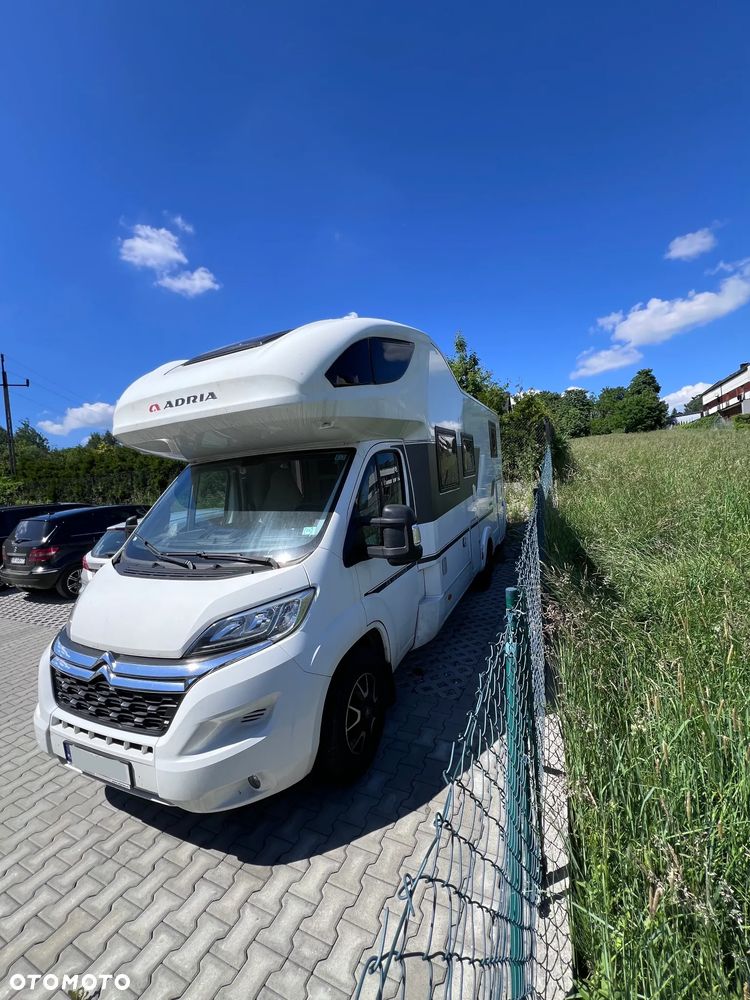 Adria Coral XL 670 SL AXESS - 3