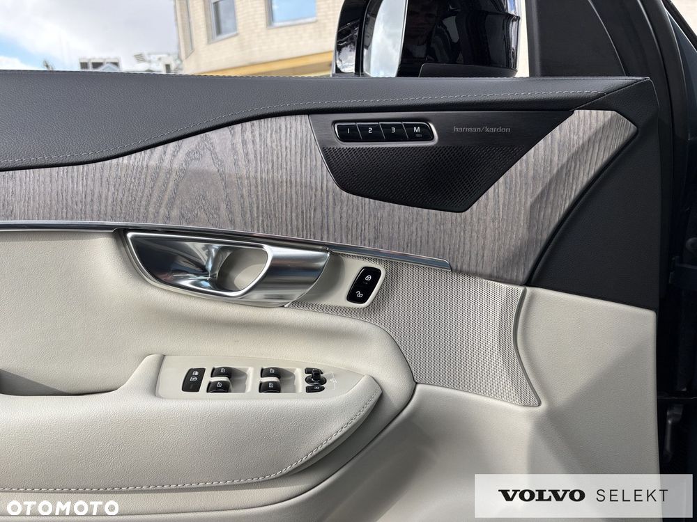 Volvo XC 90 - 19