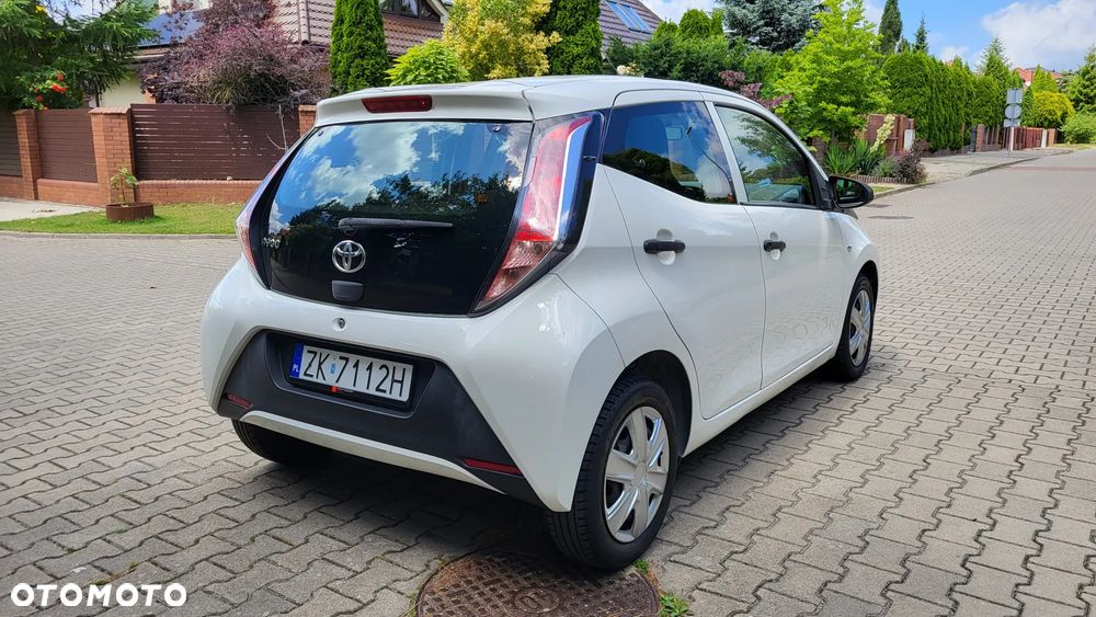Toyota Aygo x - 8
