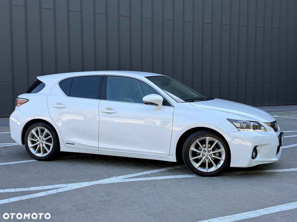 Lexus CT 200h Prestige - 5