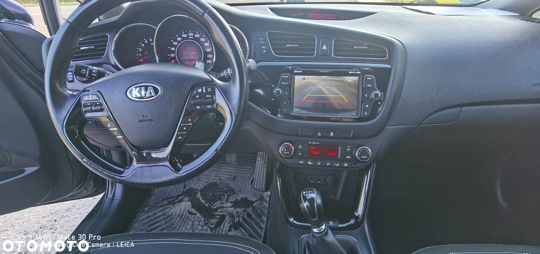 Kia Ceed 1.6 CRDi 128 ISG SW Platinum Edition - 21