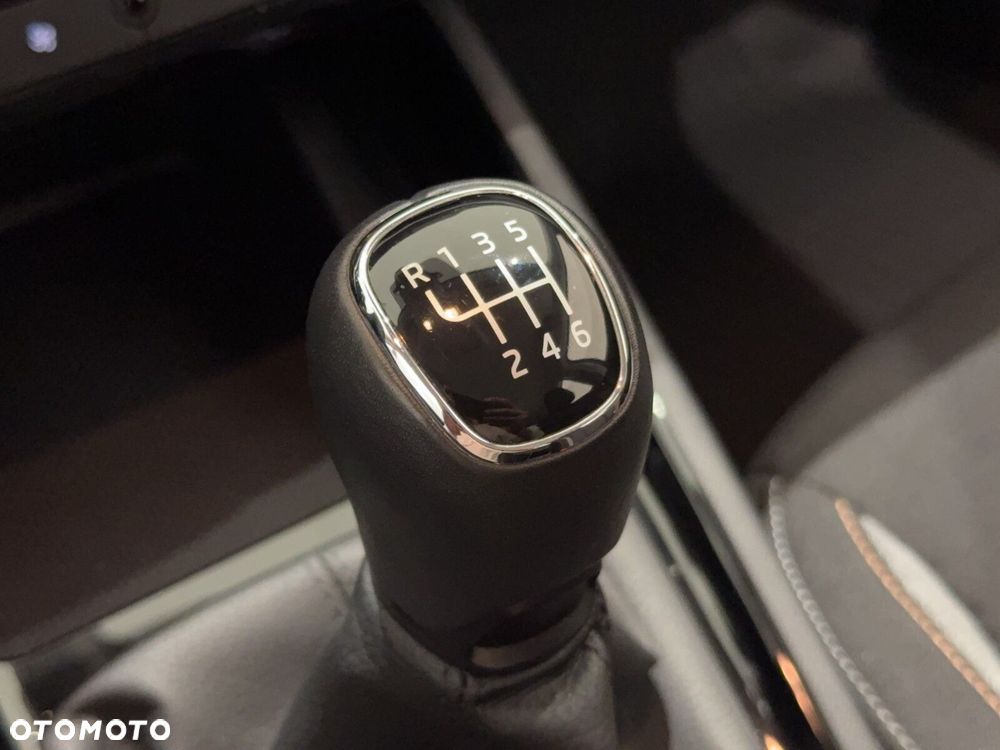 Skoda Kamiq 1.0 TSI Selection - 39