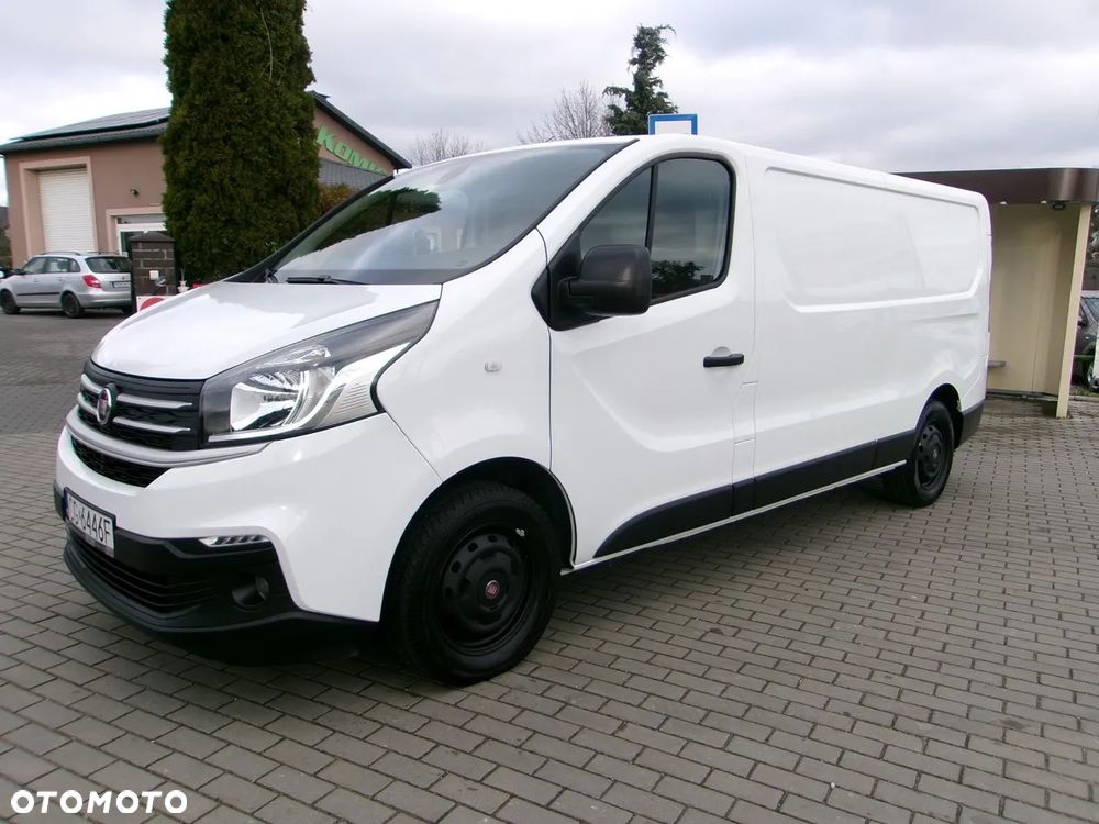 Renault TRAFIC - 1