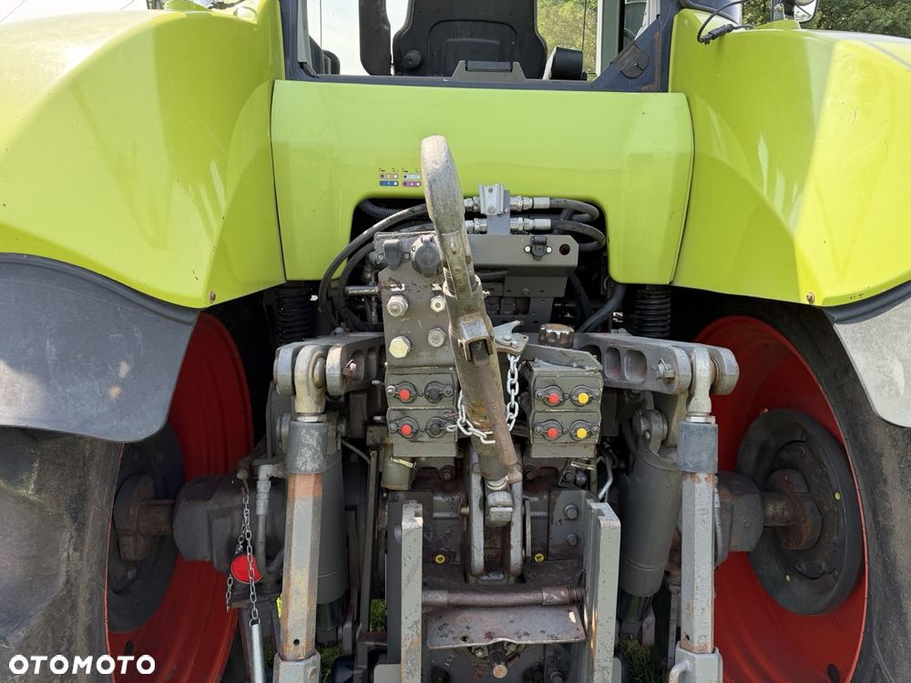 Claas AXION 830 - 17