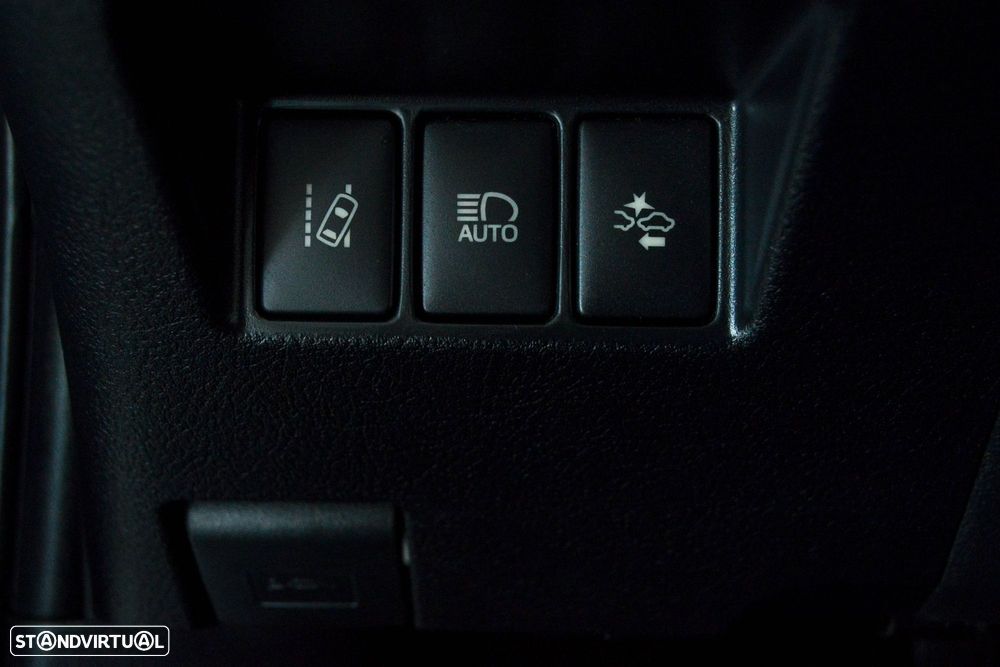 Toyota Yaris 1.4 D-4D ACtive - 29