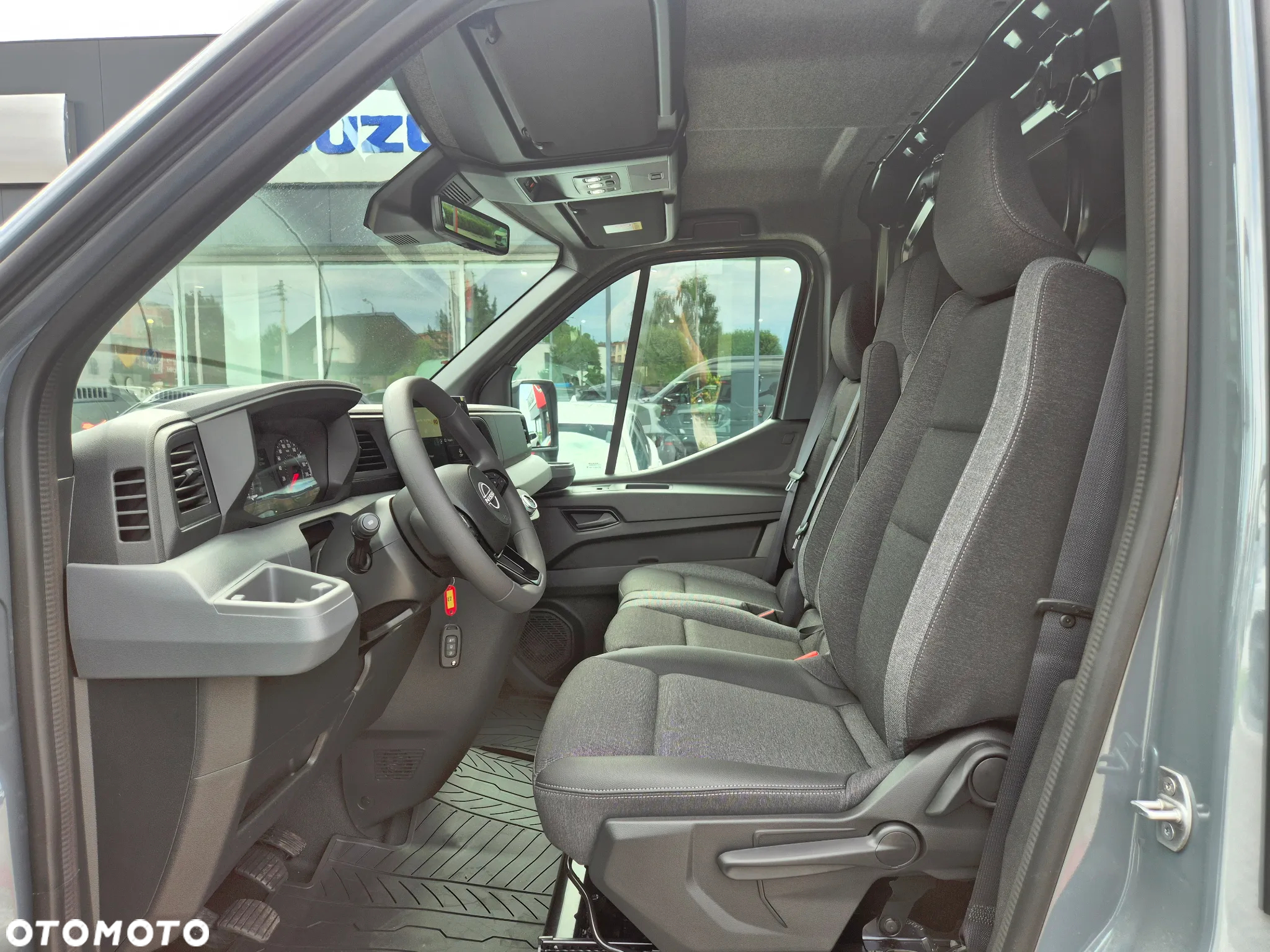 Nissan Interstar - 9