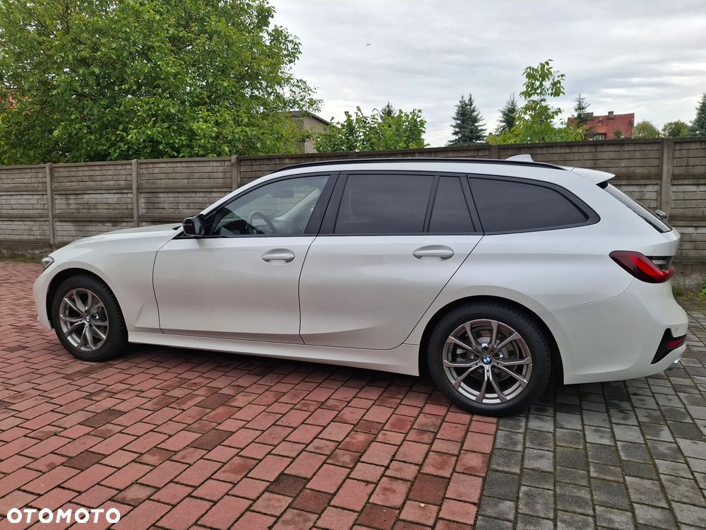 BMW Seria 3 318i Sport Line - 8