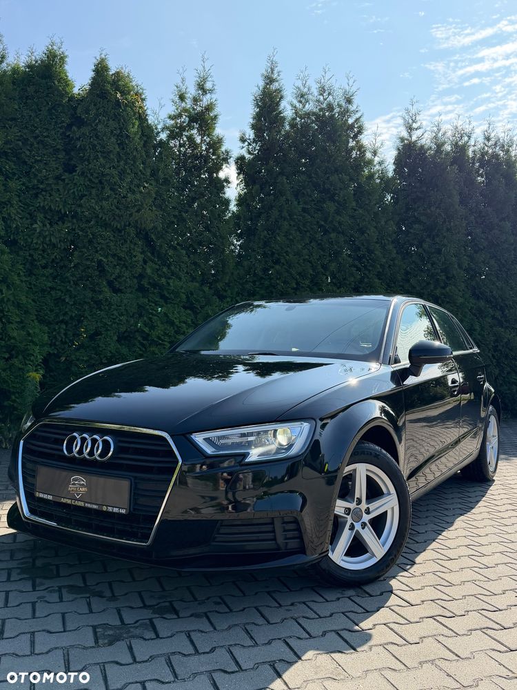 Audi A3 Sportback 30 TFSI S tronic - 3
