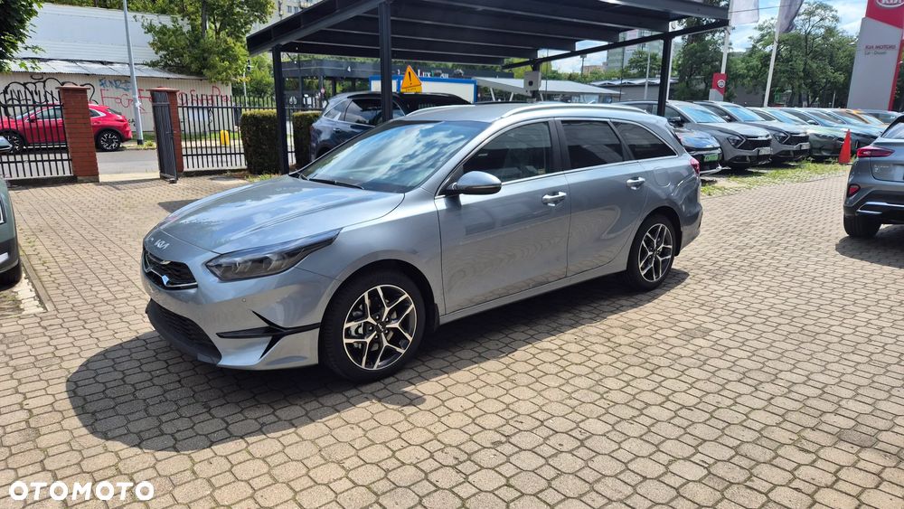 Kia Ceed 1.5 T-GDI Tribute