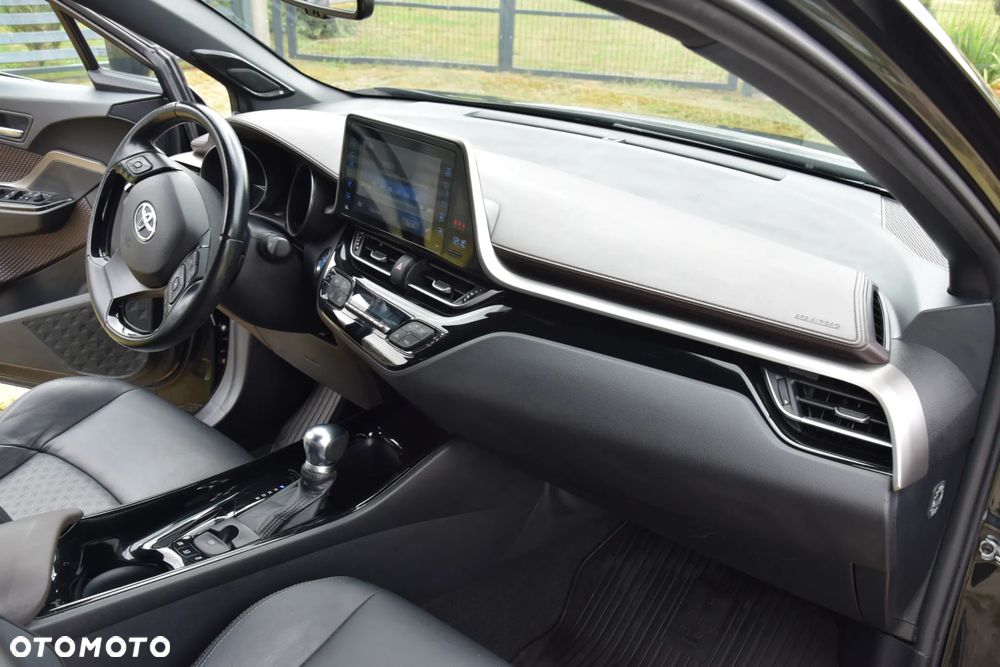 Toyota C-HR Business-Edition - 27