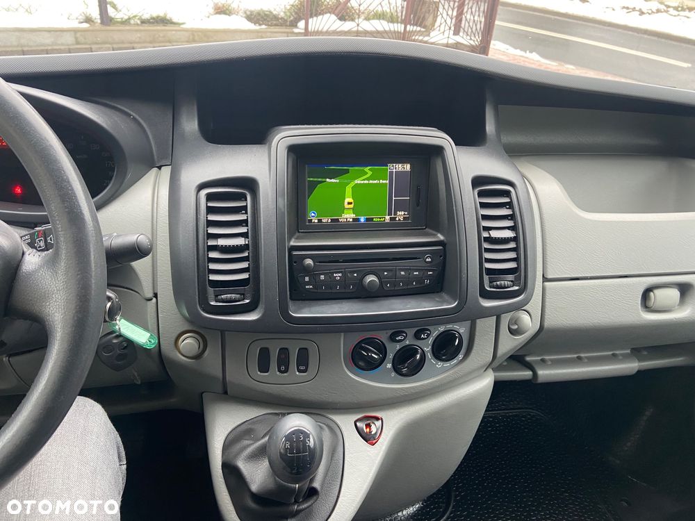 Renault Trafic - 26