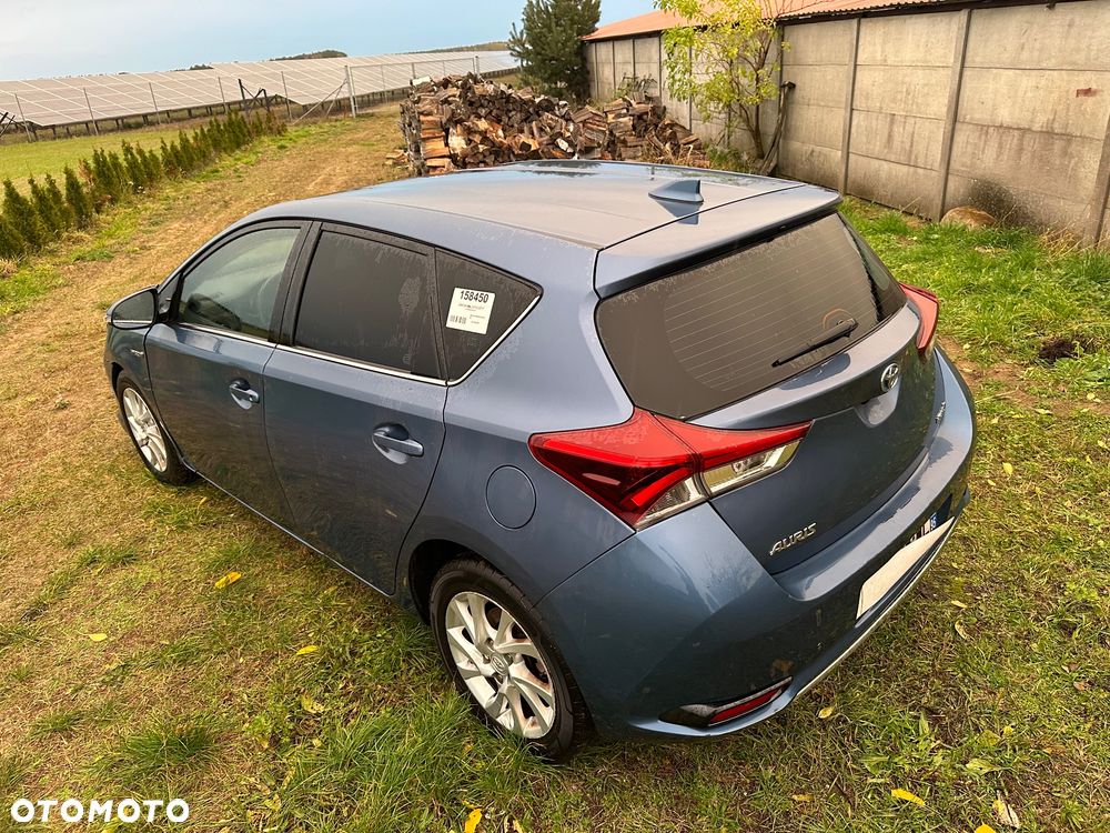 Toyota Auris 1.8 VVT-i Hybrid Automatik Design Edition - 27