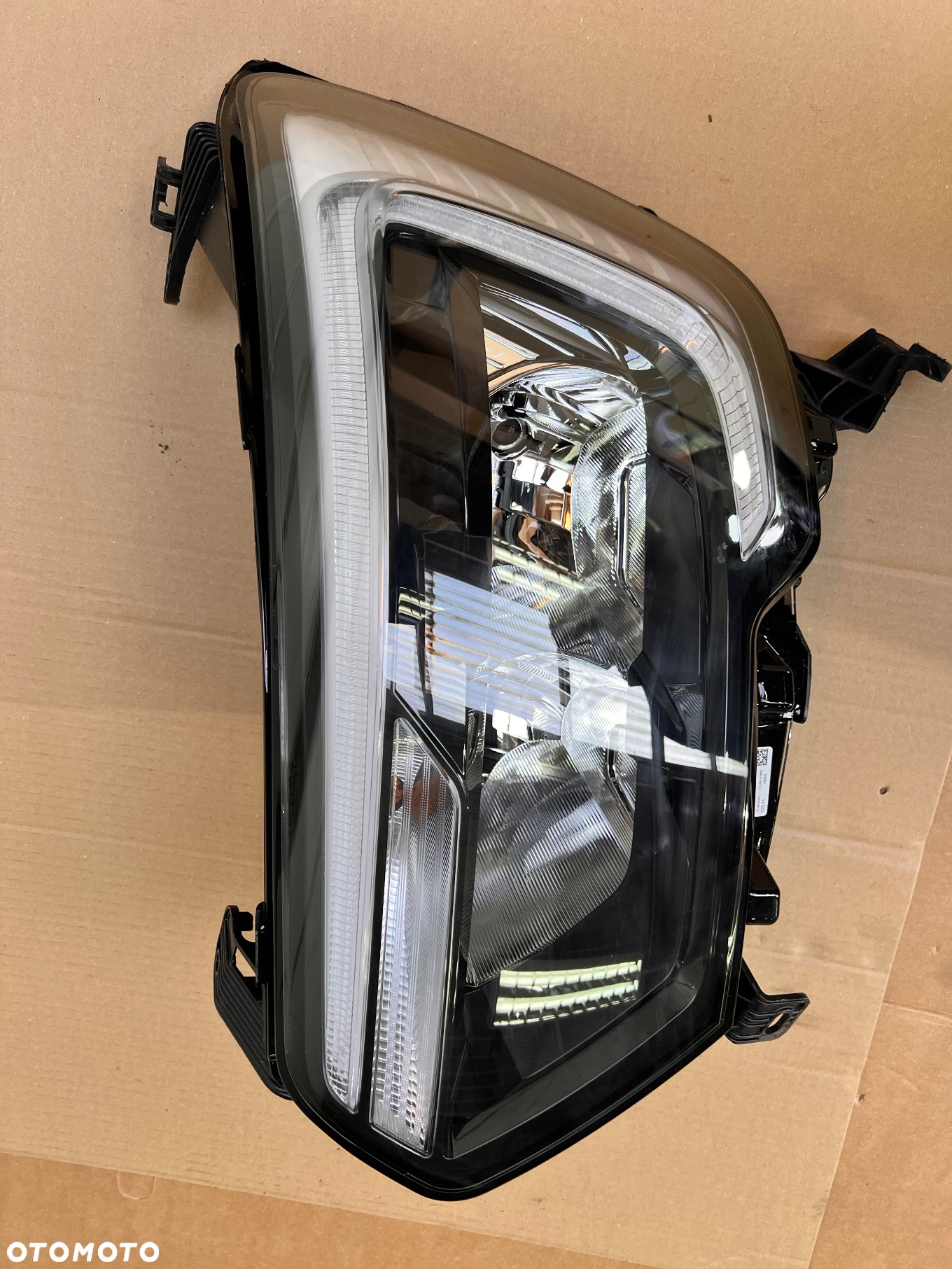 RENAULT MASTER IV LAMPA PRZEDNIA LEWA lub PRAWA - 11