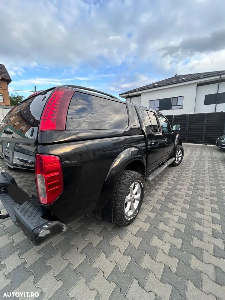 Nissan Navara Double Cab LE - 2