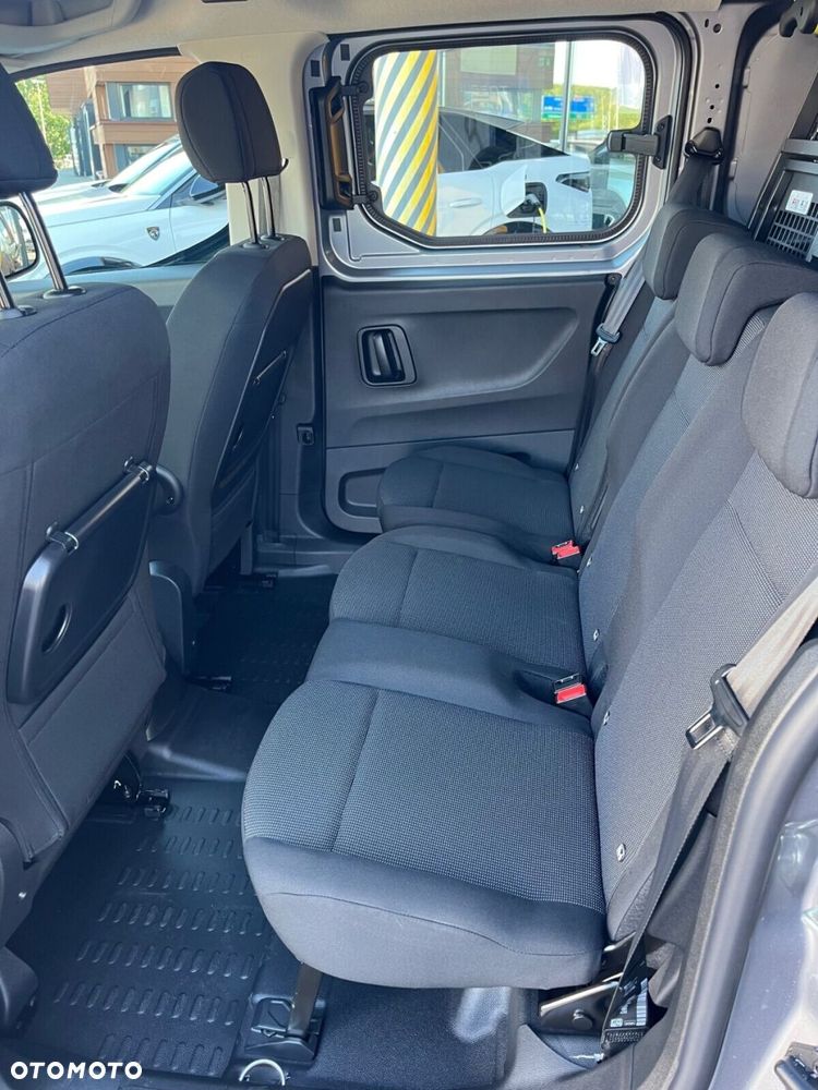 Opel Combo Cargo Cargo Załogowy XL 1.5 TD 102 KM MT6 - 9