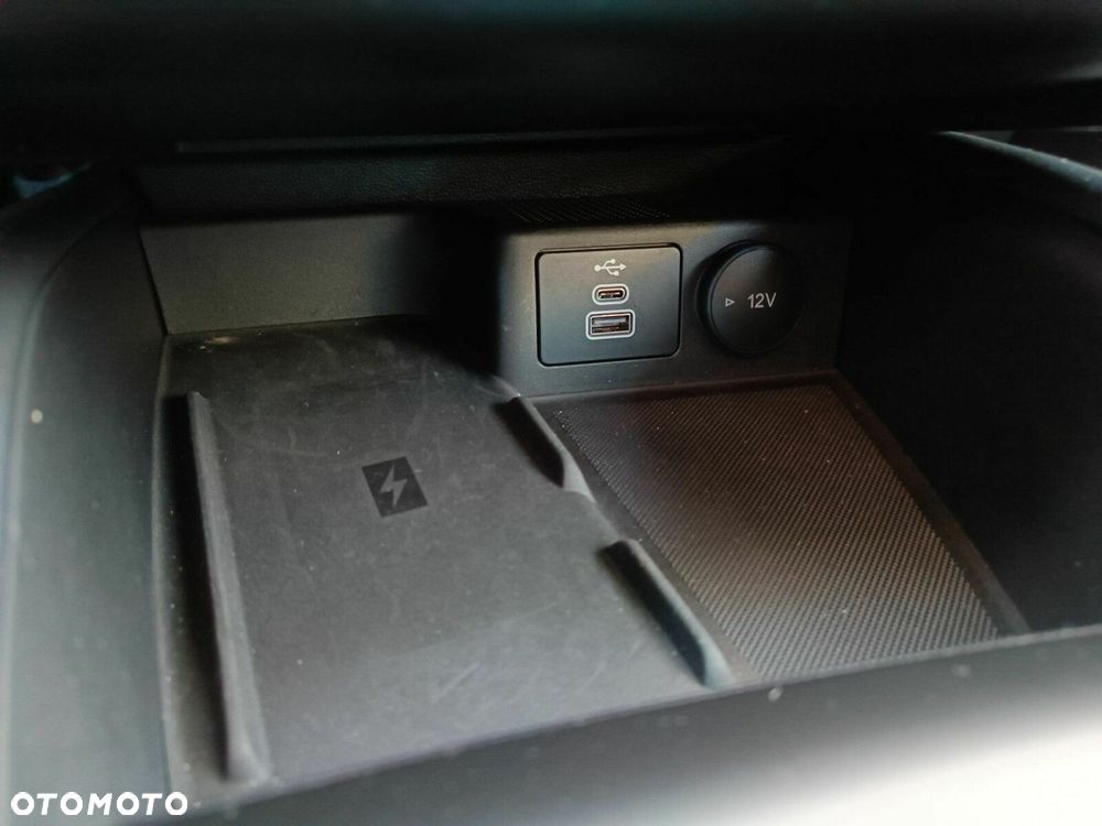 Ford Focus 1.0 EcoBoost mHEV Titanium X - 34