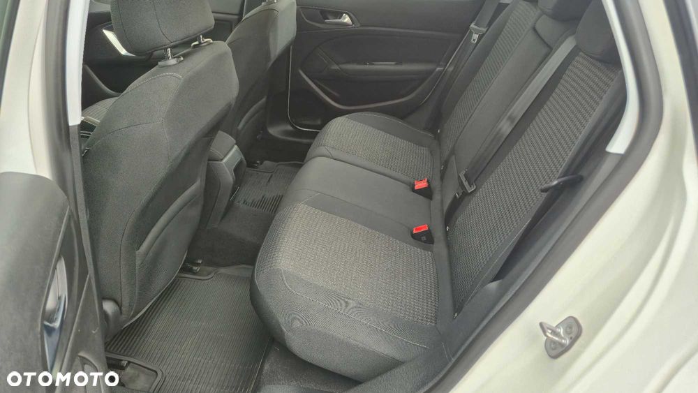 Peugeot 308 - 7