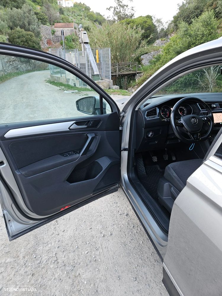 VW Tiguan 2.0 TDI Confortline - 15