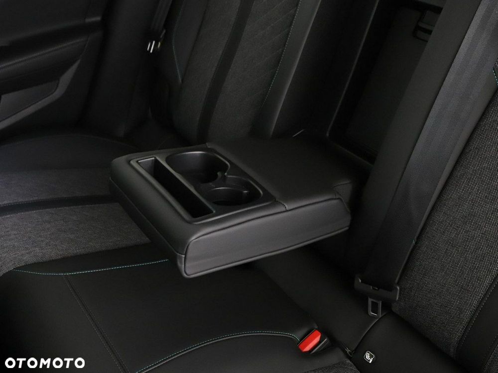 Peugeot 408 1.2 PureTech Allure Pack S&S EAT8 - 41