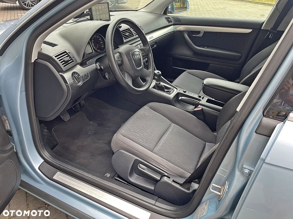 Audi A4 ver-1-8-t-quattro - 15